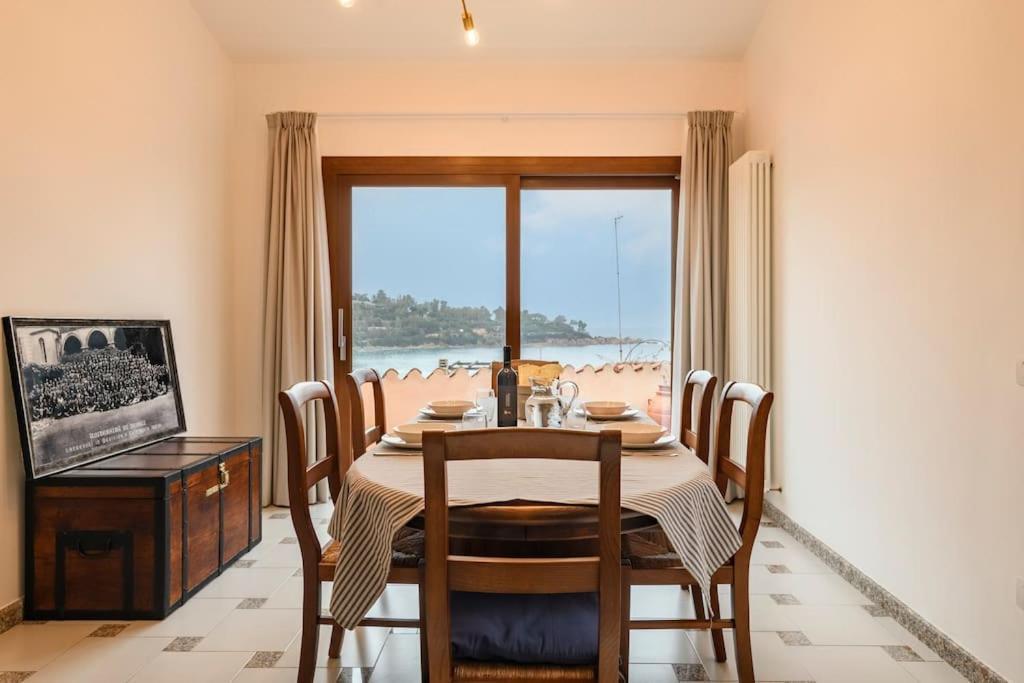 Amazing View - Exclusive Apartment Portu Frailis Àrbatax Exterior foto